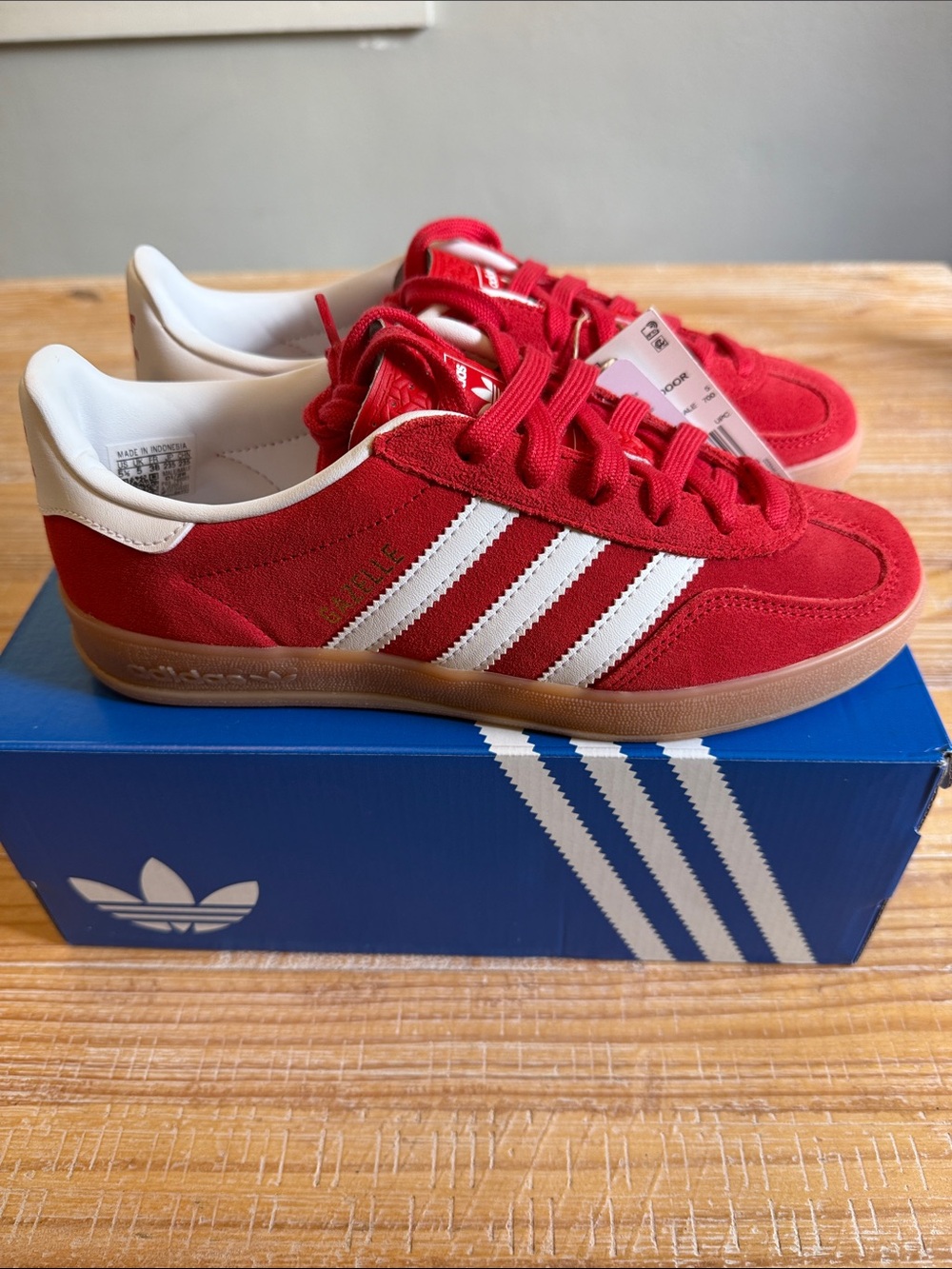 adidas Gazelle Indoor Red Suede with White Stripes Men’s 5.5 Women’s 6.5